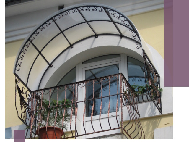 Козырьки над балконом в Лыткарине — изготовление и монтаж