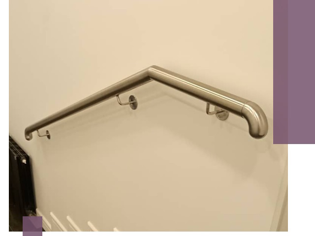 Изготовление пристенных поручней в Лыткарине под ключ за сроки